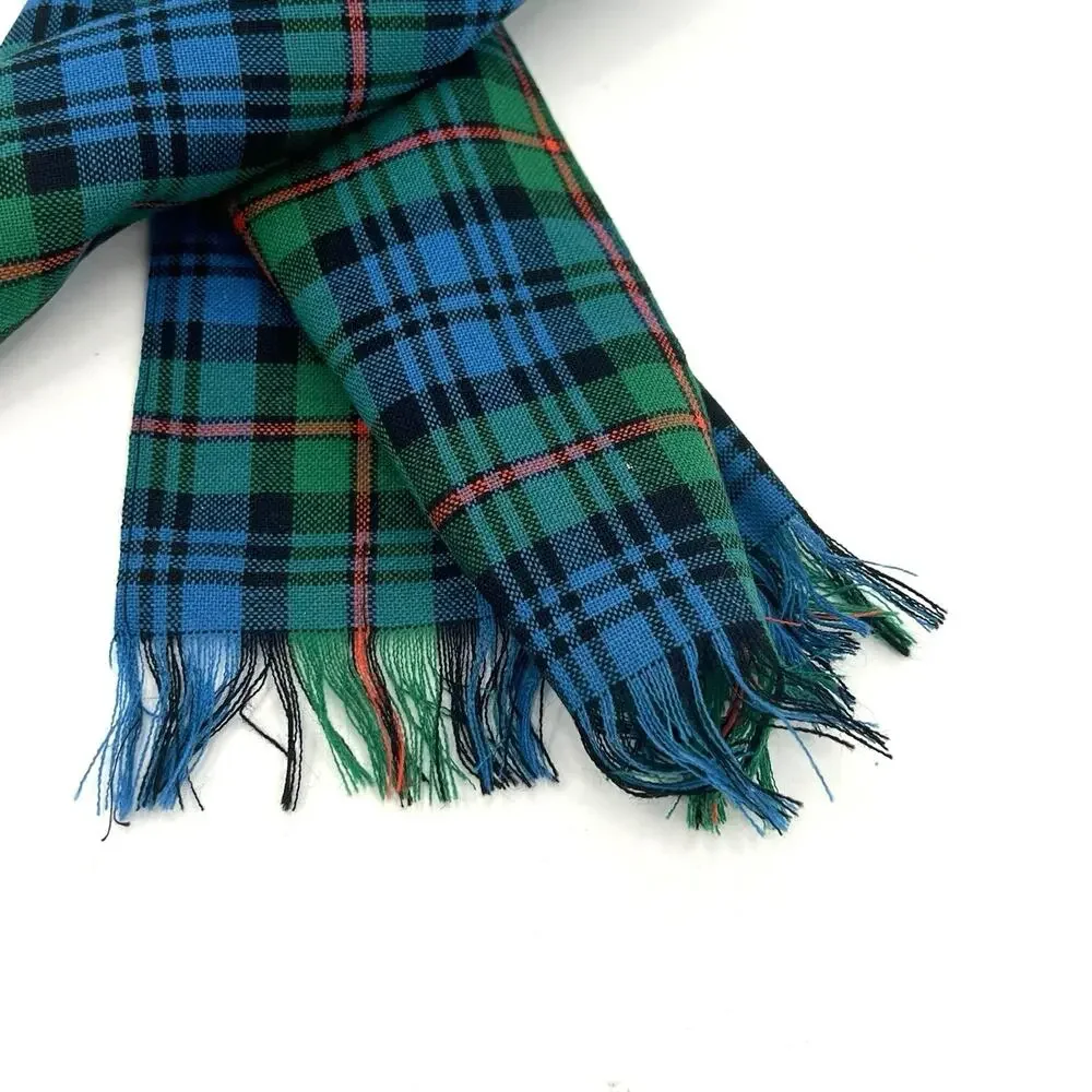 Lochcarron  tartan plaid men’s made in Scotland from new wool scarf